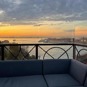 The Penthouse And Rooftop-terrace At Molino Stucky Venice